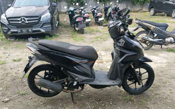 HONDA  BEAT