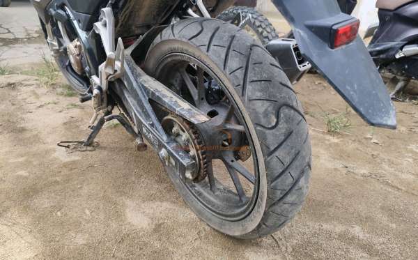 HONDA  CB 150 R