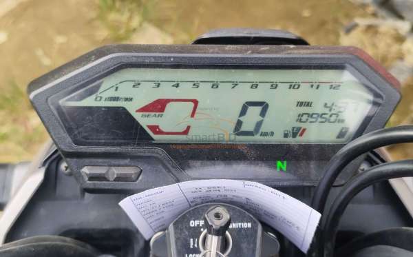 HONDA  CB 150 R