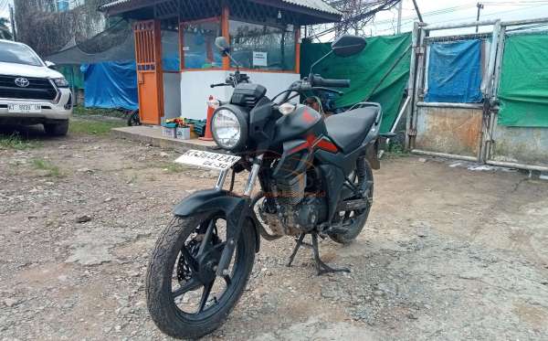 HONDA CB 150 Verza
