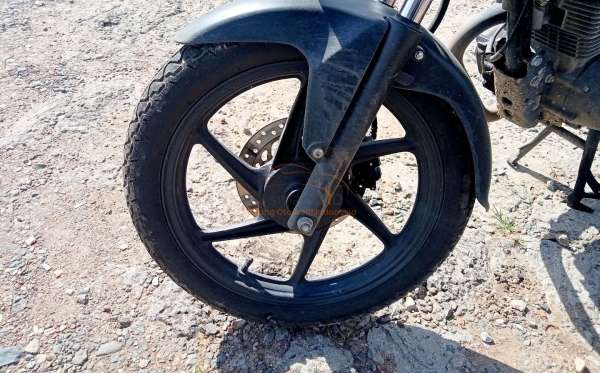 HONDA CB 150 Verza