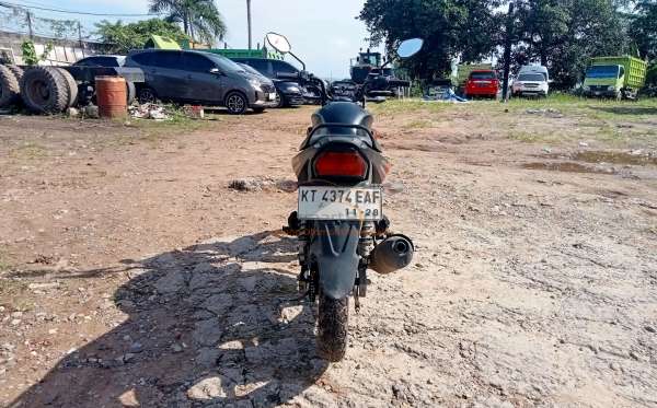 HONDA CB 150 Verza