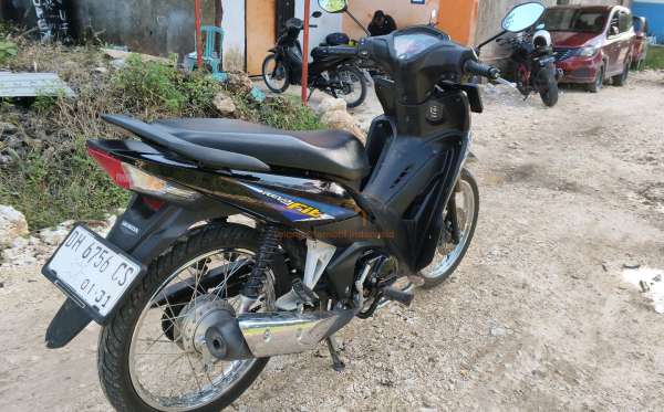 HONDA  REVO FIT