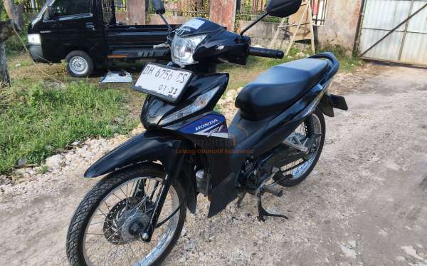 HONDA  REVO FIT