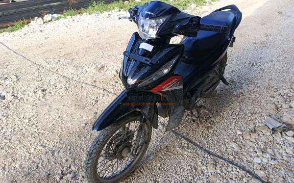 HONDA  REVO FIT