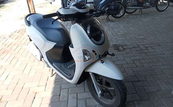 HONDA SCOOPY