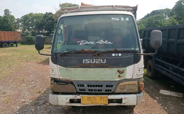 ISUZU NKR 71 HD E2-2