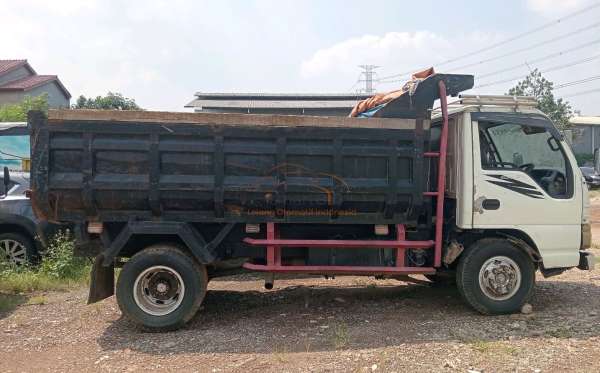 ISUZU NKR 71 HD E2-2