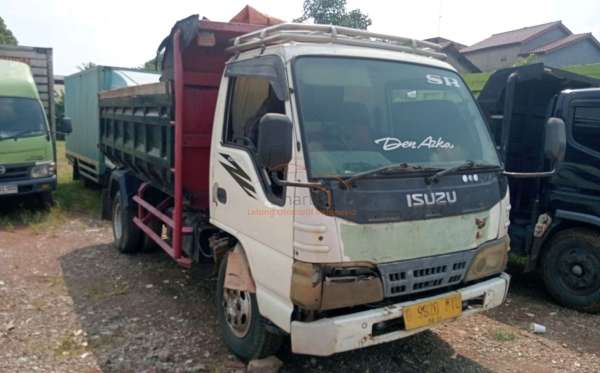 ISUZU NKR 71 HD E2-2