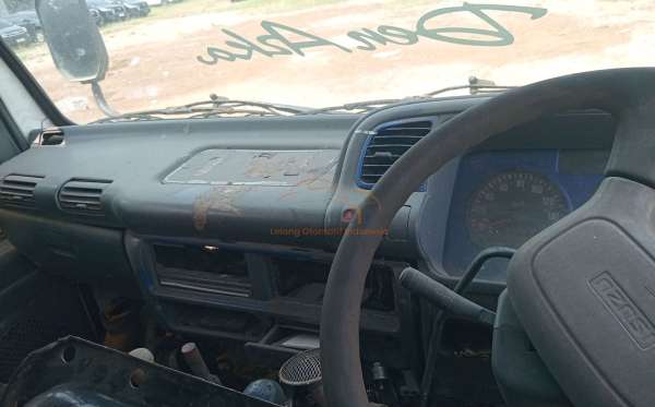 ISUZU NKR 71 HD E2-2