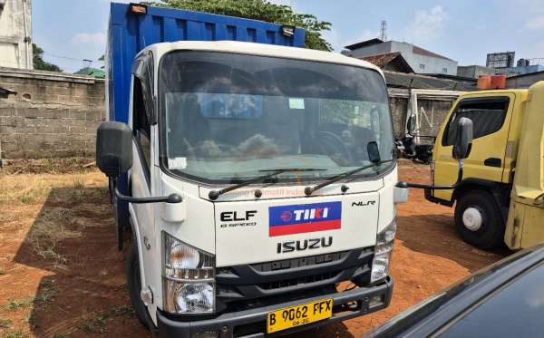 ISUZU  NLR  85U