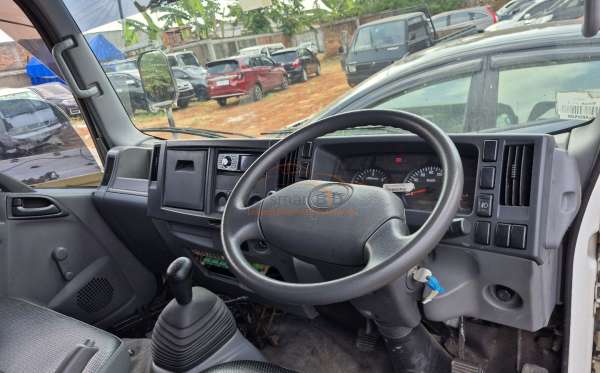 ISUZU  NLR  85U