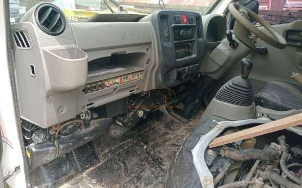 ISUZU PHR 54U PU
