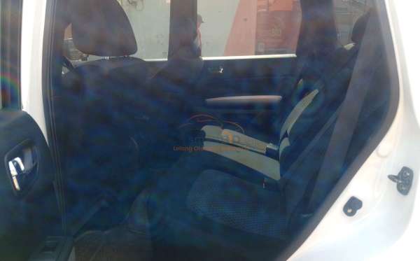 NISSAN X TRAIL 2.5