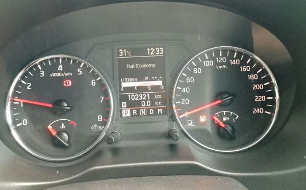 NISSAN X TRAIL 2.5