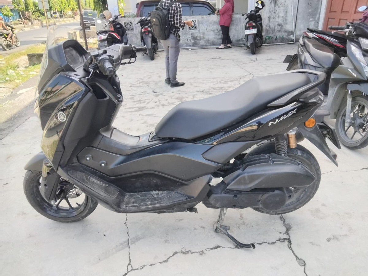 YAMAHA NMAX