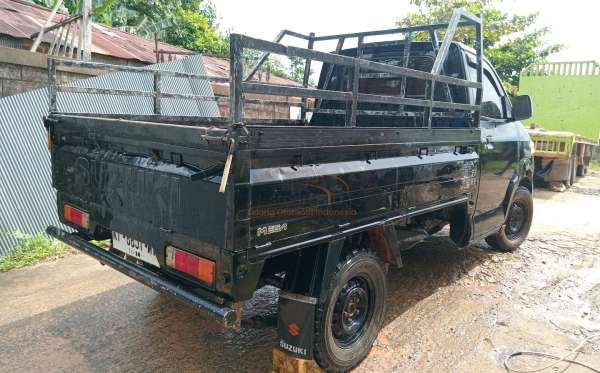 SUZUKI 415 T