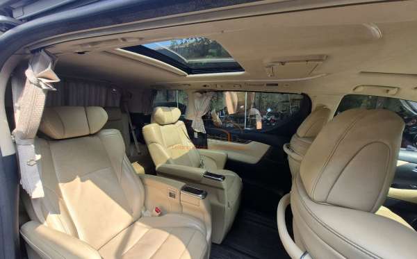 TOYOTA ALPHARD 2.5