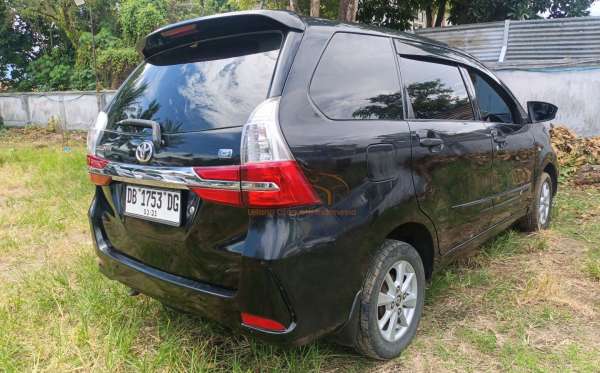 TOYOTA AVANZA