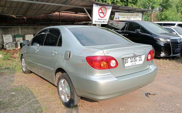 TOYOTA  COROLLA  1800