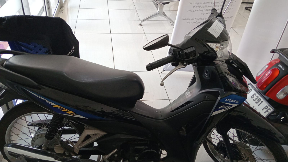HONDA REVO FIT