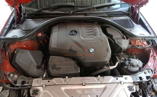 BMW 320I CKD AT