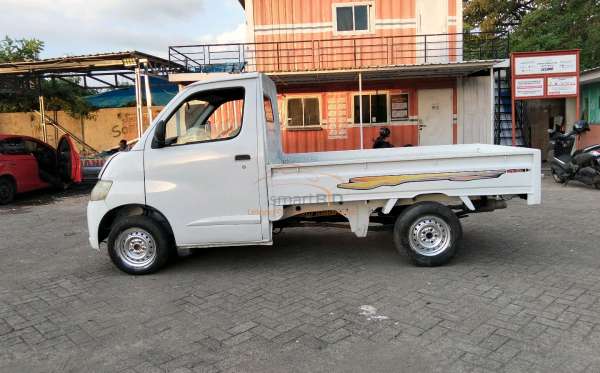 DAIHATSU GRAN MAX