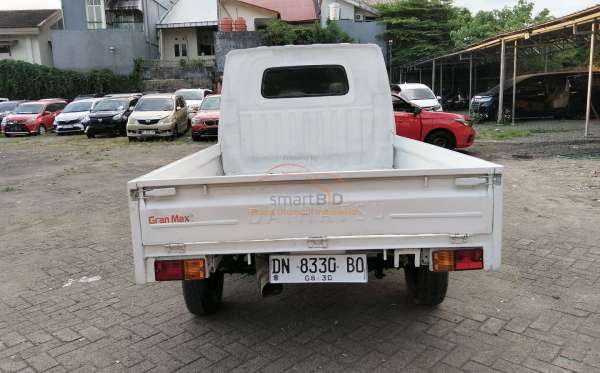 DAIHATSU GRAN MAX