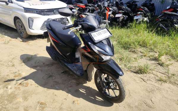 HONDA  BEAT