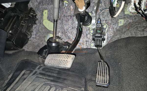 HONDA BRIO SATYA 1.2 E