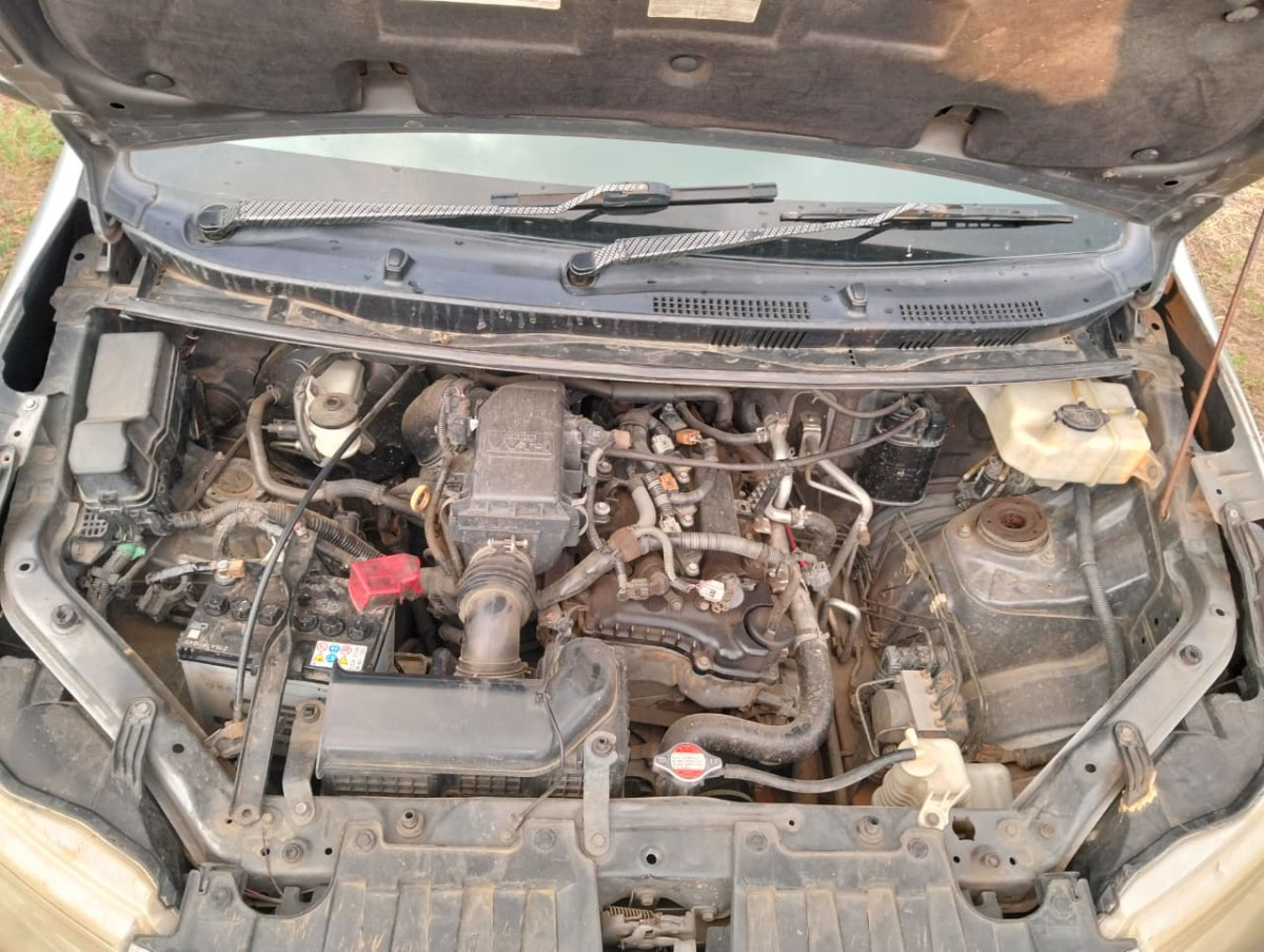 TOYOTA AVANZA