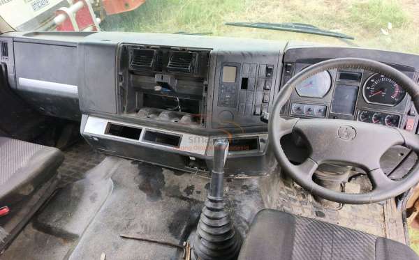 SHACMAN F3000 6X4