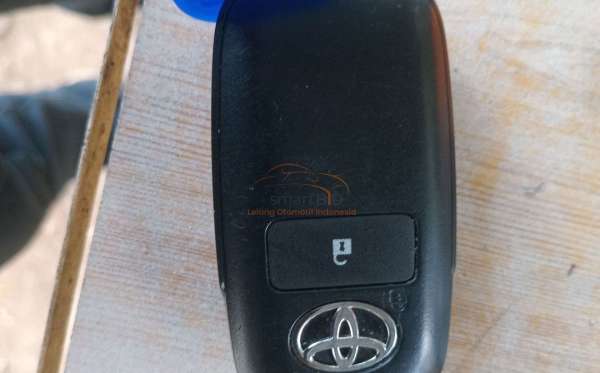 TOYOTA  AVANZA  1.5 G