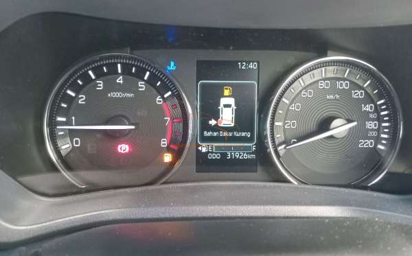 TOYOTA  AVANZA  1.5 G
