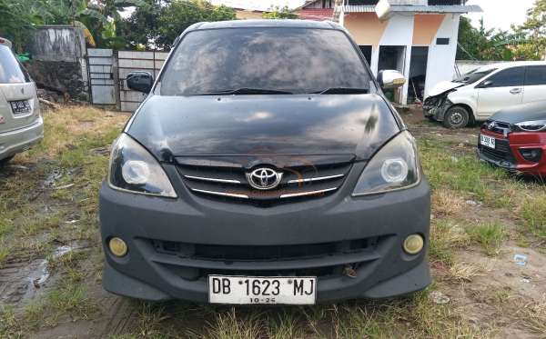 TOYOTA AVANZA 1.3 G