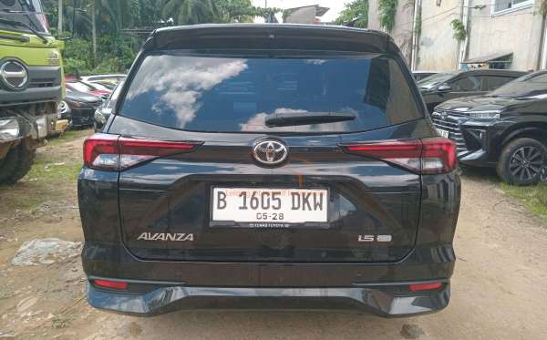 TOYOTA  AVANZA  1.5 G
