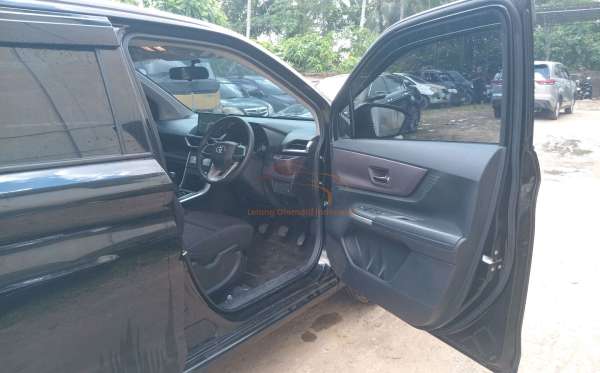 TOYOTA  AVANZA  1.5 G