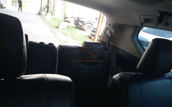 TOYOTA INNOVA 2.4 V