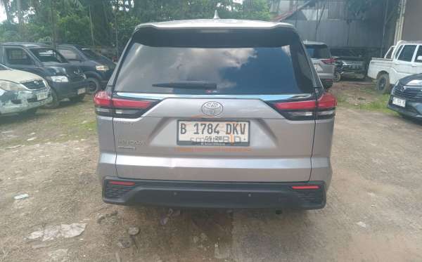 TOYOTA INNOVA ZENIX G