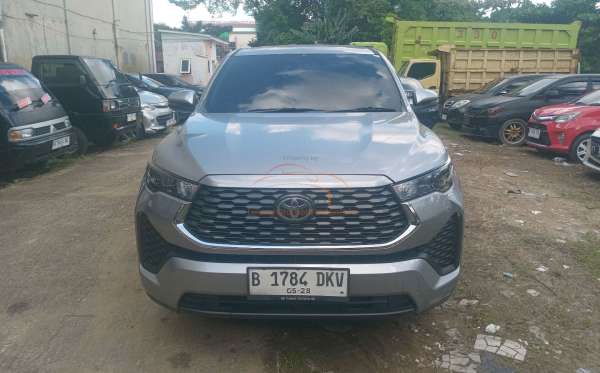 TOYOTA INNOVA ZENIX G