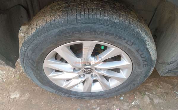 TOYOTA INNOVA ZENIX G
