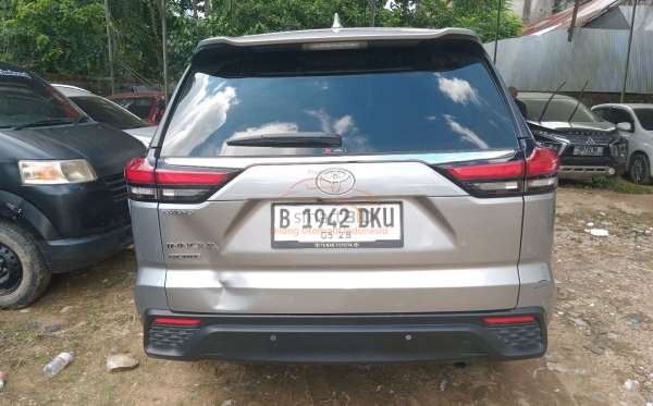 TOYOTA INNOVA ZENIX G
