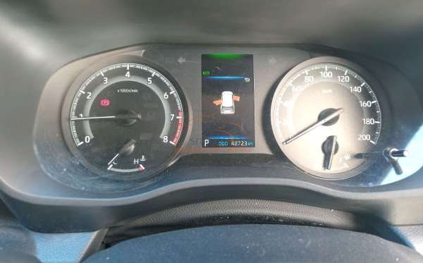 TOYOTA INNOVA ZENIX G