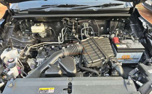TOYOTA INNOVA ZENIX V