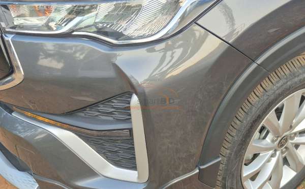TOYOTA INNOVA ZENIX V