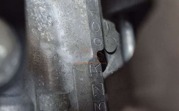 TOYOTA VOXY 2.0 AT
