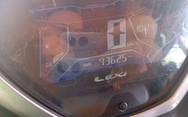 YAMAHA LEXI