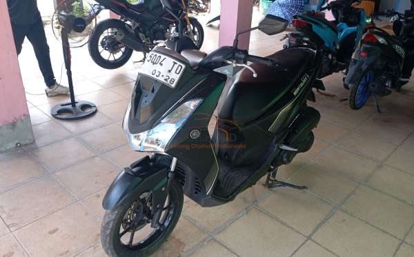 YAMAHA LEXI