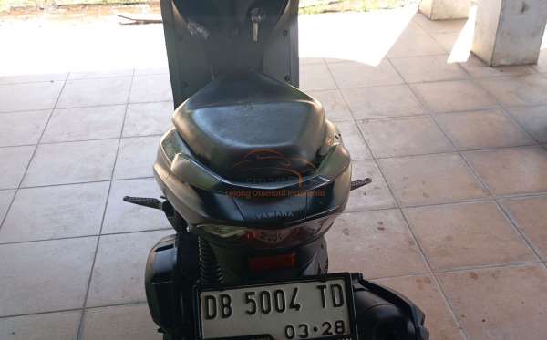 YAMAHA LEXI