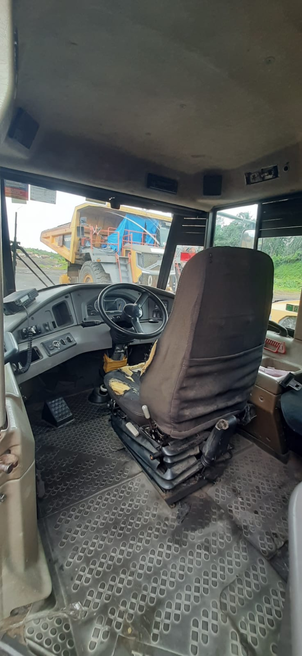 VOLVO ADT A40F